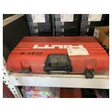 HILTI TE 905-AVR HAMMER DRILL HILTI TE 905-AVR HAMMER DRILL