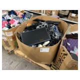PALLET WITH KEYBOARD, MONITORS, CORDS PALLET WITH KEYBOARD, MONITORS, CORDS