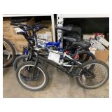 LOT WITH 3 BICYCLES LOT WITH 3 BICYCLES