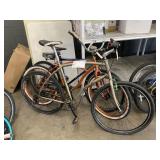 LOT WITH 3 BICYCLES