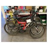LOT WITH 3 BICYCLES LOT WITH 3 BICYCLES