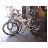 LOT OF 3 BICYCLES: LOT OF 3 BICYCLES: