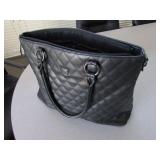 1 DESIGNERS BAG 1 DESIGNERS BAG