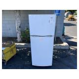 WHIRLPOOL REFRIGERATOR WHIRLPOOL REFRIGERATOR