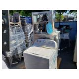 PALLET OF WHIRLPOOL WASHING MACHINE AND 2