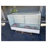 PALLET OF 2 GLASS RETAIL DISPLAY CASES PALLET OF 2 GLASS RETAIL DISPLAY CASES