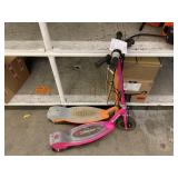 LOT WITH 2 ELECTRIC RAZOR SCOOTERS LOT WITH 2 ELECTRIC RAZOR SCOOTERS