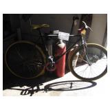 LOT OF 1 BICYCLE LOT OF 1 BICYCLE