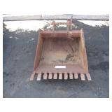 28" BACKHOE ATTACHMENT 28" BACKHOE ATTACHMENT