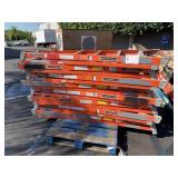 PALLET WITH LOUISVILLE 4 PALLET WITH LOUISVILLE 4