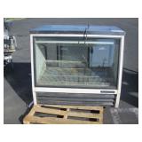 TRUE REFRIGERATED DISPLAY CASE