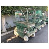 ELECTRIC PLATFORM SCISSOR LIFT