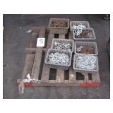 PALLET OF METAL CHAIN LINK