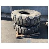 PALLET WITH 2 MICHELIN TRUCK TIRES