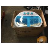 TWIN TUB WASHING MACHINE