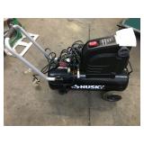 HUSKY 8 GAL COMPRESSOR