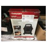 HUSKY 4 GAL WET/DRY VAC