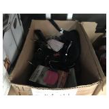 BOX WITH SUNGLASSES, BLUETOOTH SPEAKERS