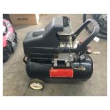 CENTRAL PNEUMATIC 8 GAL AIR COMPRESSOR