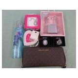 1 BAG W/MICHAEL KORS WALLET,EARBUDS,JEWELRY,MISC: