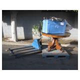 PALLET JACK, WOOD TABLE & BUCKET OF STRAPS