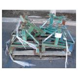PALLET OF SCREW TYPE REEL STANDS PALLET OF SCREW TYPE REEL STANDS