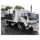 (DEALER DISM. OUT STATE) 2002 ISUZU NPR