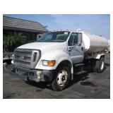 2004 FORD F-650 2004 FORD F-650