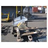 4 PALLET JACKS & INDUSTRIAL FAN 4 PALLET JACKS & INDUSTRIAL FAN