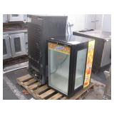 AVANTI VENDING MACHINE & SNAPPLE REFRIGERATOR AVANTI VENDING MACHINE & SNAPPLE REFRIGERATOR