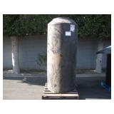 200 GAL PLASTIC WATER TANK