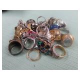 1 BAG W/RINGS