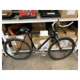BLACK BICYCLE UNKNOWN BRAND