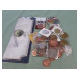 1 LOT W/JEWELRY, COINS
