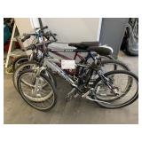 LOT WITH 3 BICYCLES