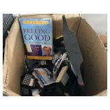 (1) BOX OF HOUSE HOLD MISCELLANEOUS ITEMS