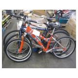 3 MOUNTAIN BIKES