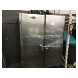 UTILITY COMMERCIAL REFRIGERATOR