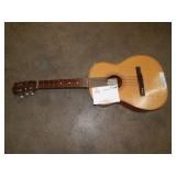 ACOUSTIC GUITAR