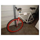 WHITE FIXIE BIKE