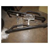 2 FOOT PEDALS & BLACK FRAMES