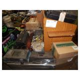 1 LOT OF CONSTRUCTION TOOLS & SPRINKLER PARTS 2003