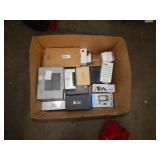 1 BOX OF SMART TV DEVICES & FLASH DRIVES