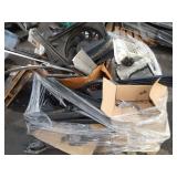 1 PALLET OF MISC. AUTO PARTS