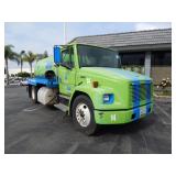 2002 FREIGHTLINER FL70