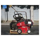 PALLET OF ASSORTED LANDSCAPE EQUIPMENT