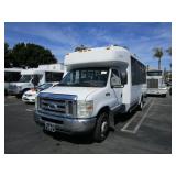 2008 FORD E-450