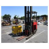 RAYMOND REACH TRUCK 2 STAGE MAST  FORKLIFT