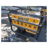 DEWALT DG6000 PORTABLE GENERATOR  6000 WATT 120/24