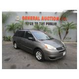 2004 TOYOTA  SIENNA